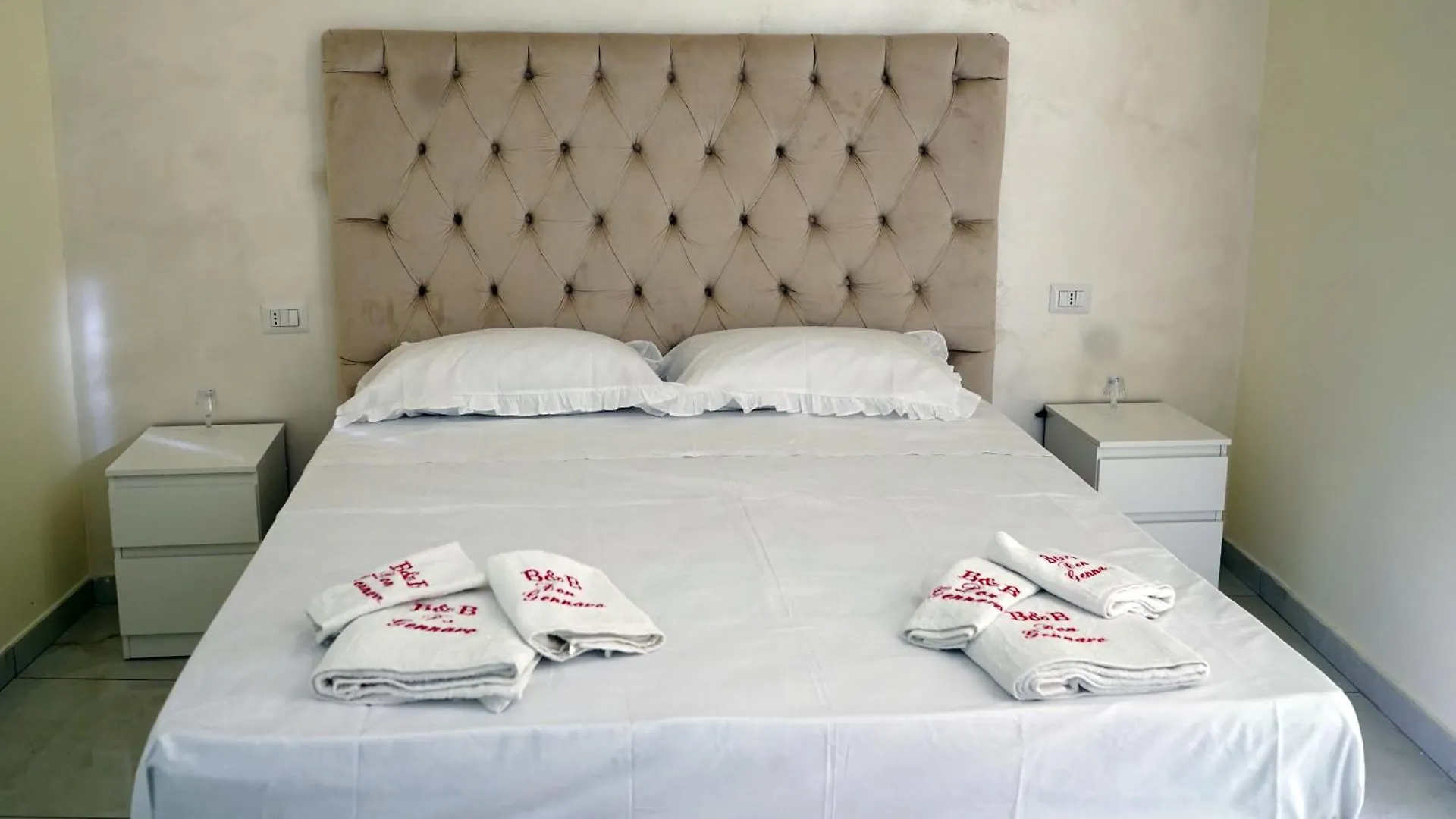 Beb Don Gennaro Bed and Breakfast Neapel