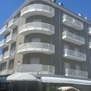 hotel-jesolo-sand.hotelinveneto.com/