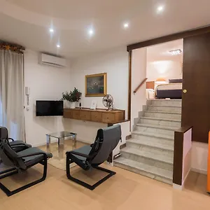 La Residenza Chiaia Short Let Superior Via Chiaia 82 Apartament