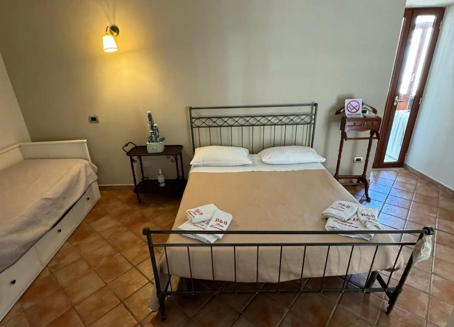 Bed and Breakfast Beb Don Gennaro Napoli